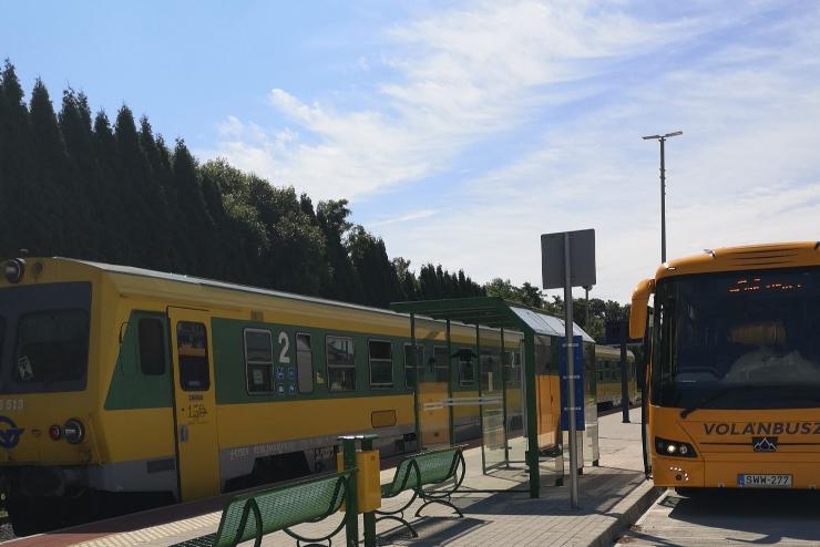 Használhatják az utasok az intermodális peront Kőszegen